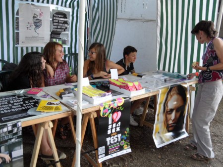 Stand de Prév. RESAIDA - Nuits Atypiques 2011 - animé par les jeunes - 2